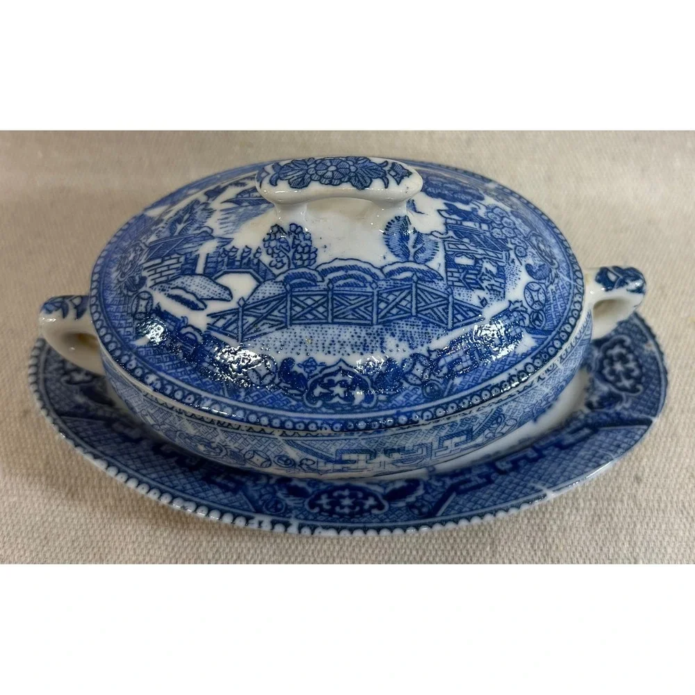 Antique Spode Blue Willow Sauce Tureen with Lid and Saucer Underplate c. 1810